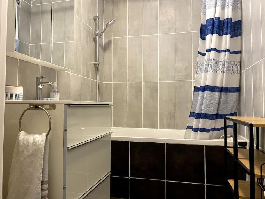 Studio Balcon, Centre Ville, Proximite Plages, Commerces, Restaurants, Musees... Антіб Екстер'єр фото